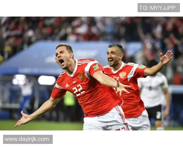 新一届足球明星崛起，年轻天才引领未来赛场风潮