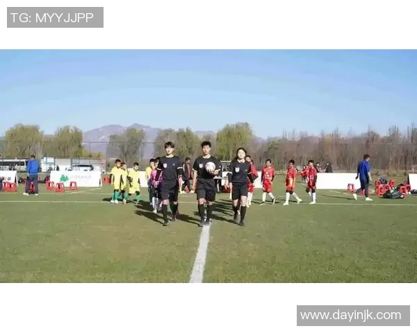 足球场小球星崛起：新一代足球天才点燃梦想与激情