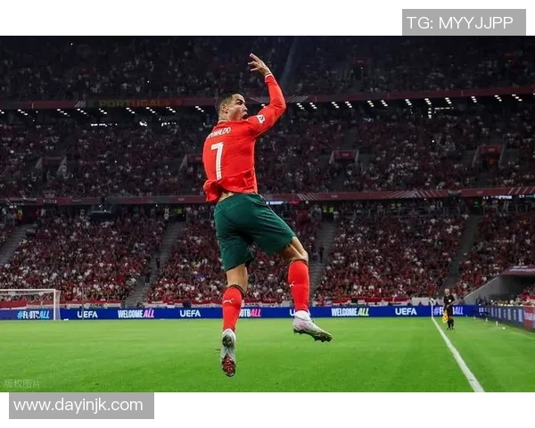 足球球星四重奏揭秘:超越传奇的四位球王如何塑造现代足球格局 足球球星四重奏揭秘:超越传奇的四位球王如何塑造现代足球格局